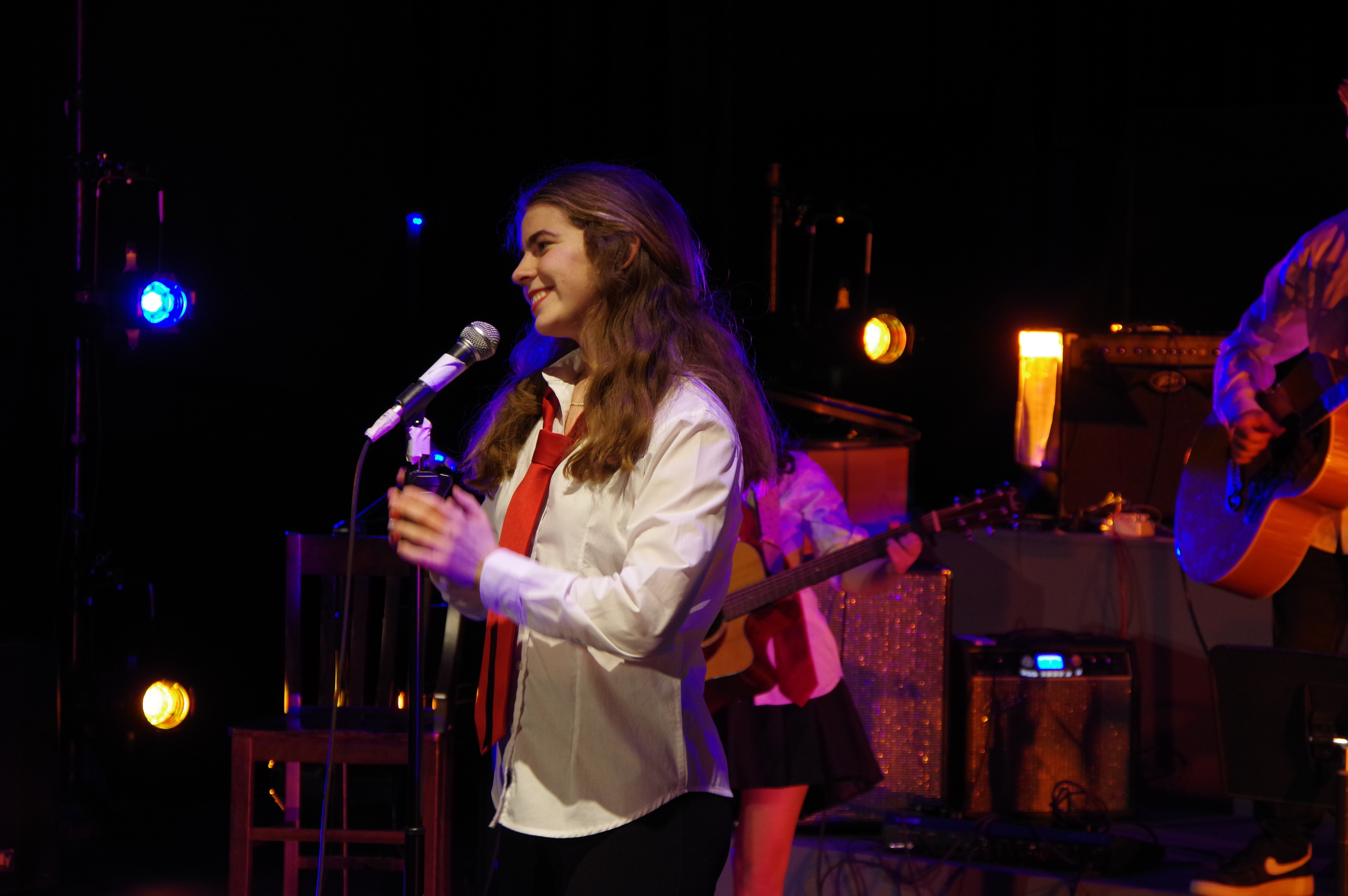 An image of Kate Bynum performing circa 2024